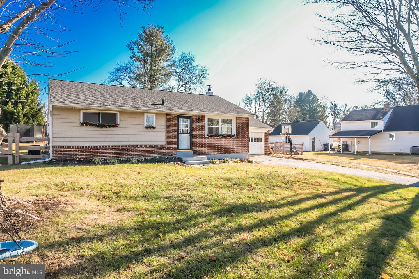 1253 Memory Ln Property Photo