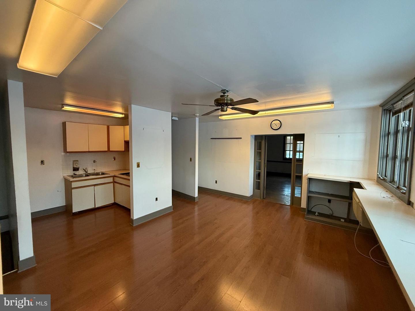2 Brewery Ln Property Photo 11