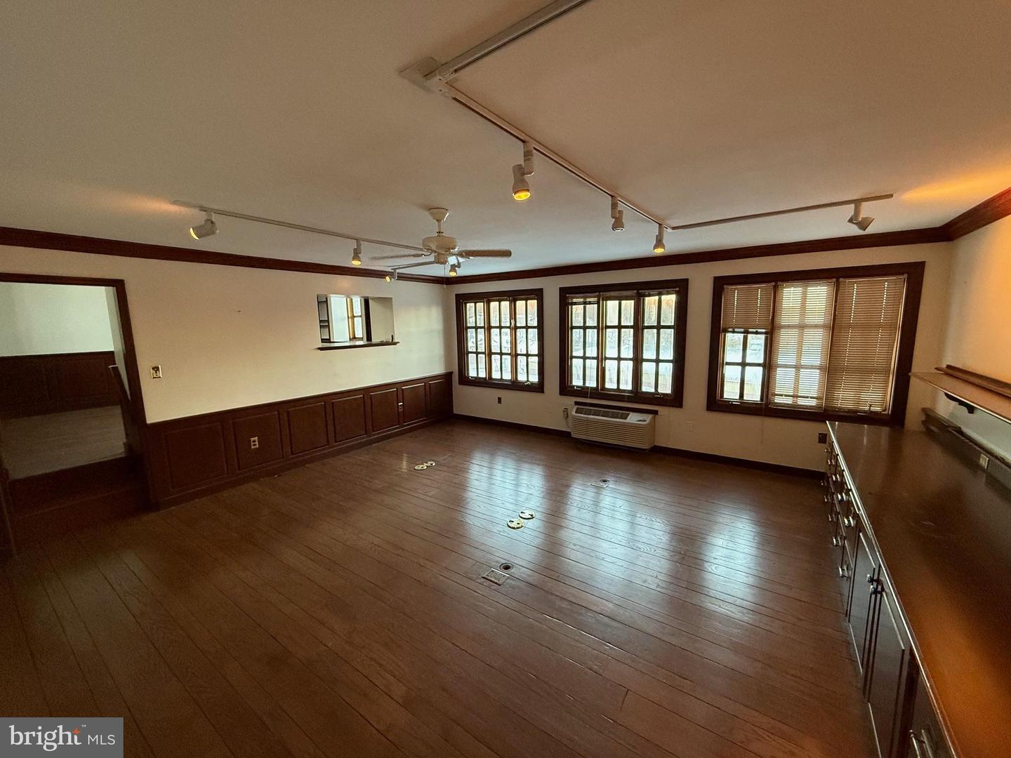 2 Brewery Ln Property Photo 8