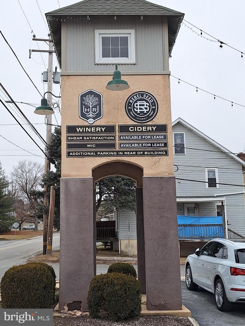 1140 Newark Rd #suite 105 And 300dn Property Photo 1