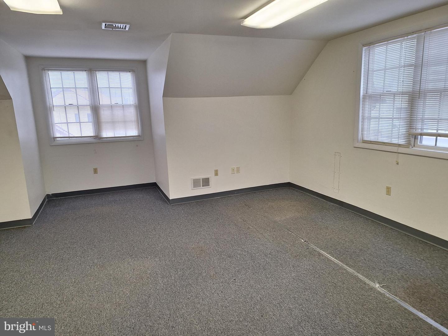 1140 Newark Rd #suite 105 And 300dn Property Photo 9