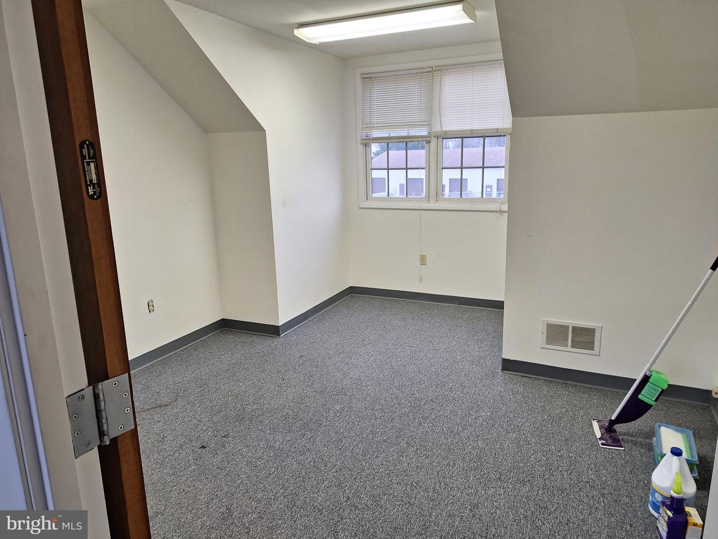 1140 Newark Rd #suite 105 And 300dn Property Photo 13