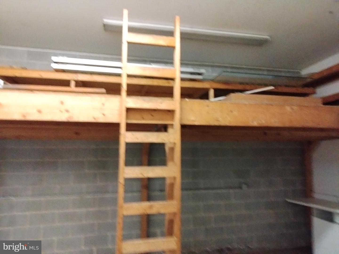 1486 S Hanover St Property Photo 23