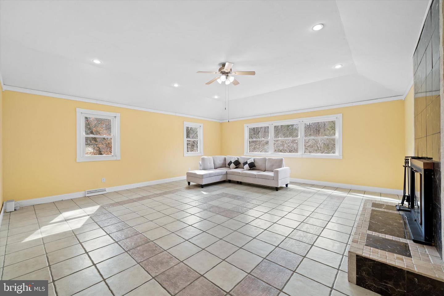 2 Fern Hill Rd Property Photo 19