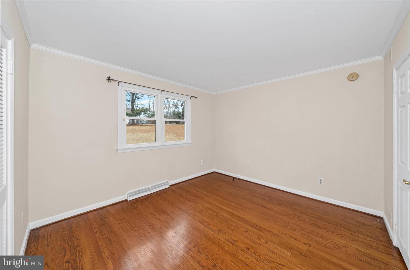 2 Fern Hill Rd Property Photo 36