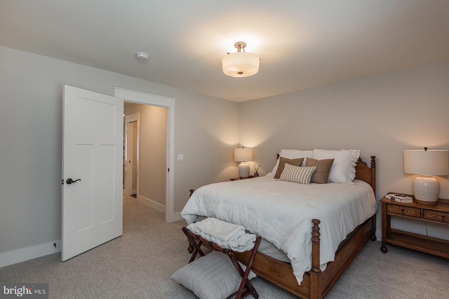618 Greenbriar Path Property Photo 36