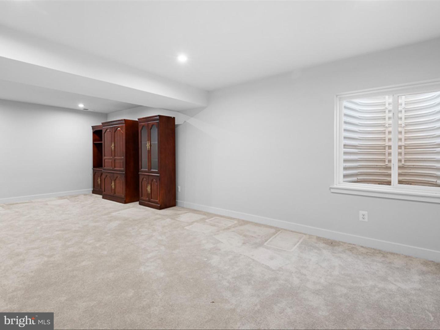 711 Thomas Penn Dr Property Photo 20