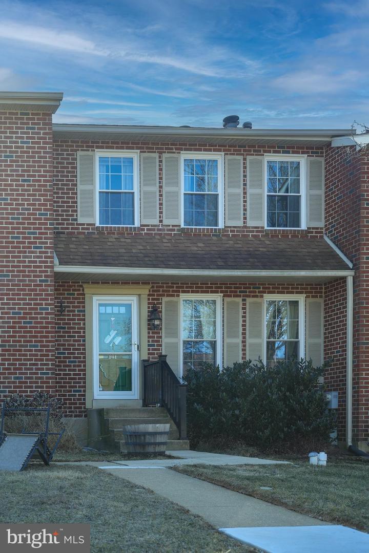 141 Longford Rd Property Photo