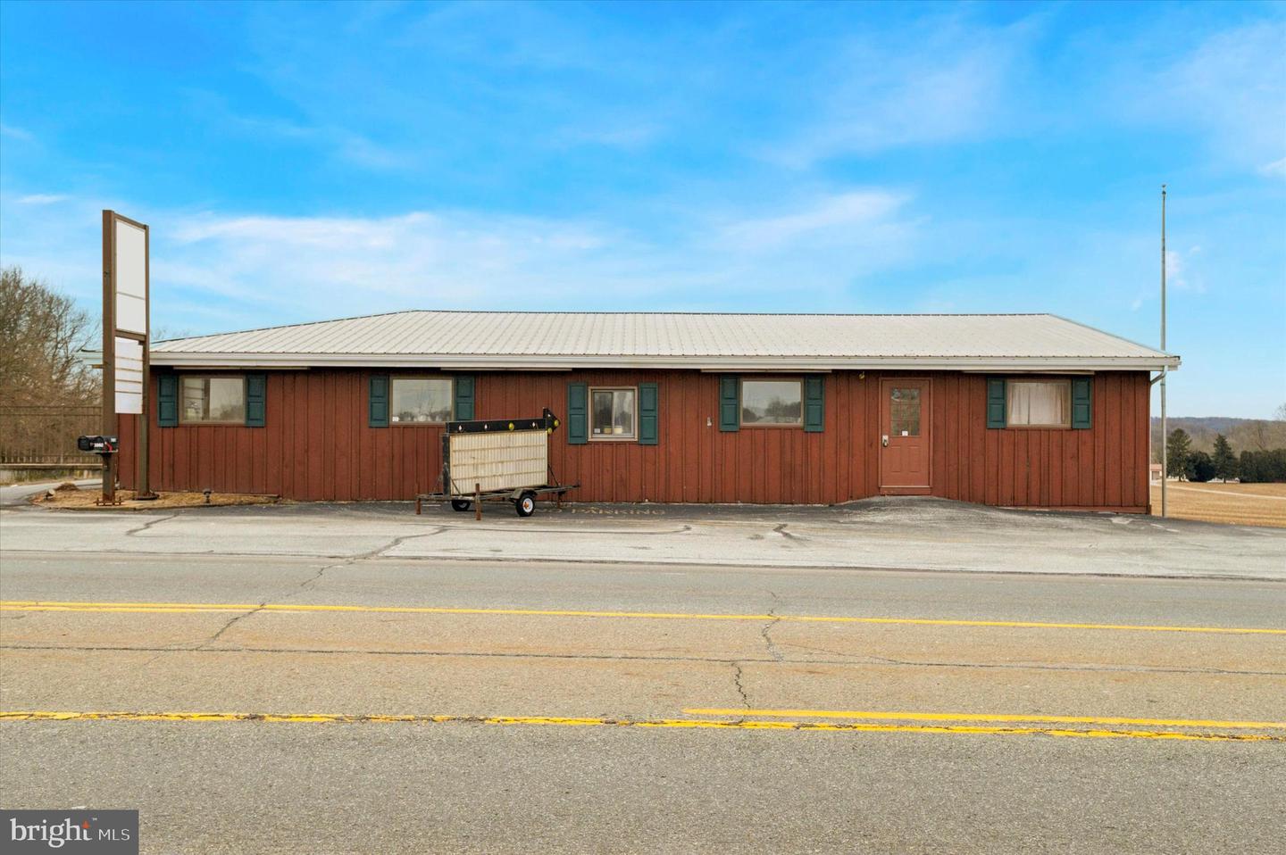 3982 W Lincoln Hwy #a Property Photo 12