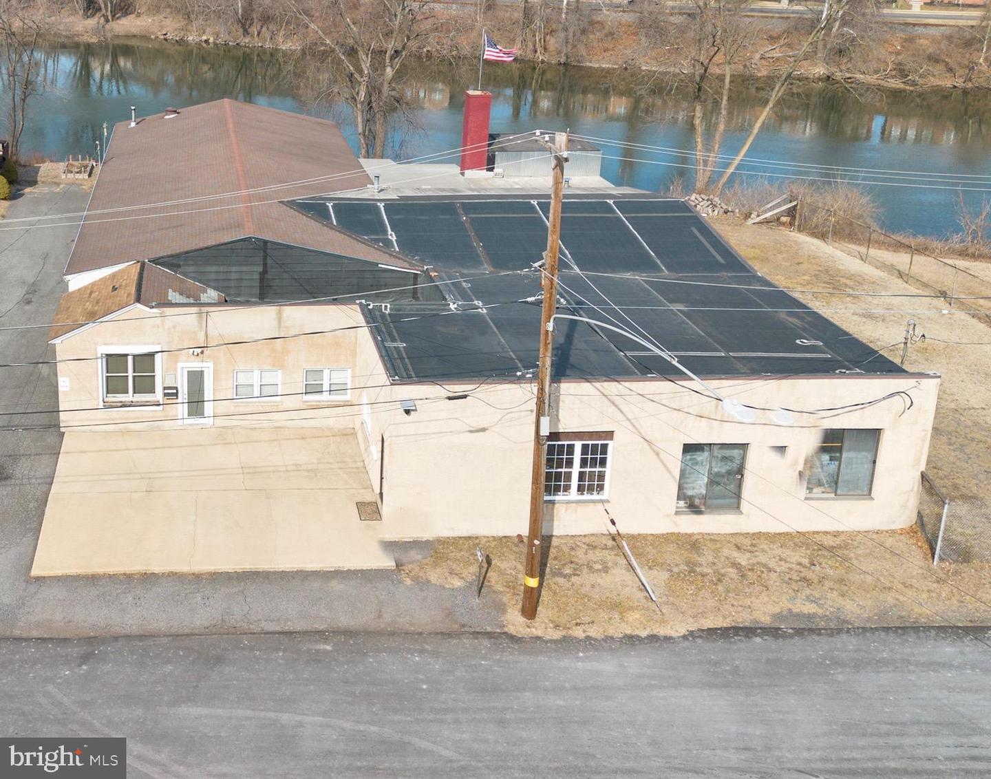 57-59 Schuylkill Property Photo 3