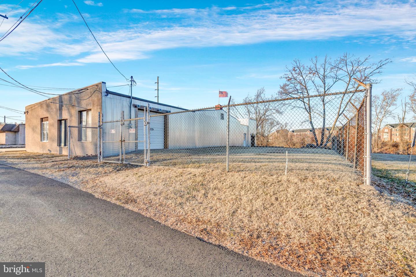 57-59 Schuylkill Property Photo 16