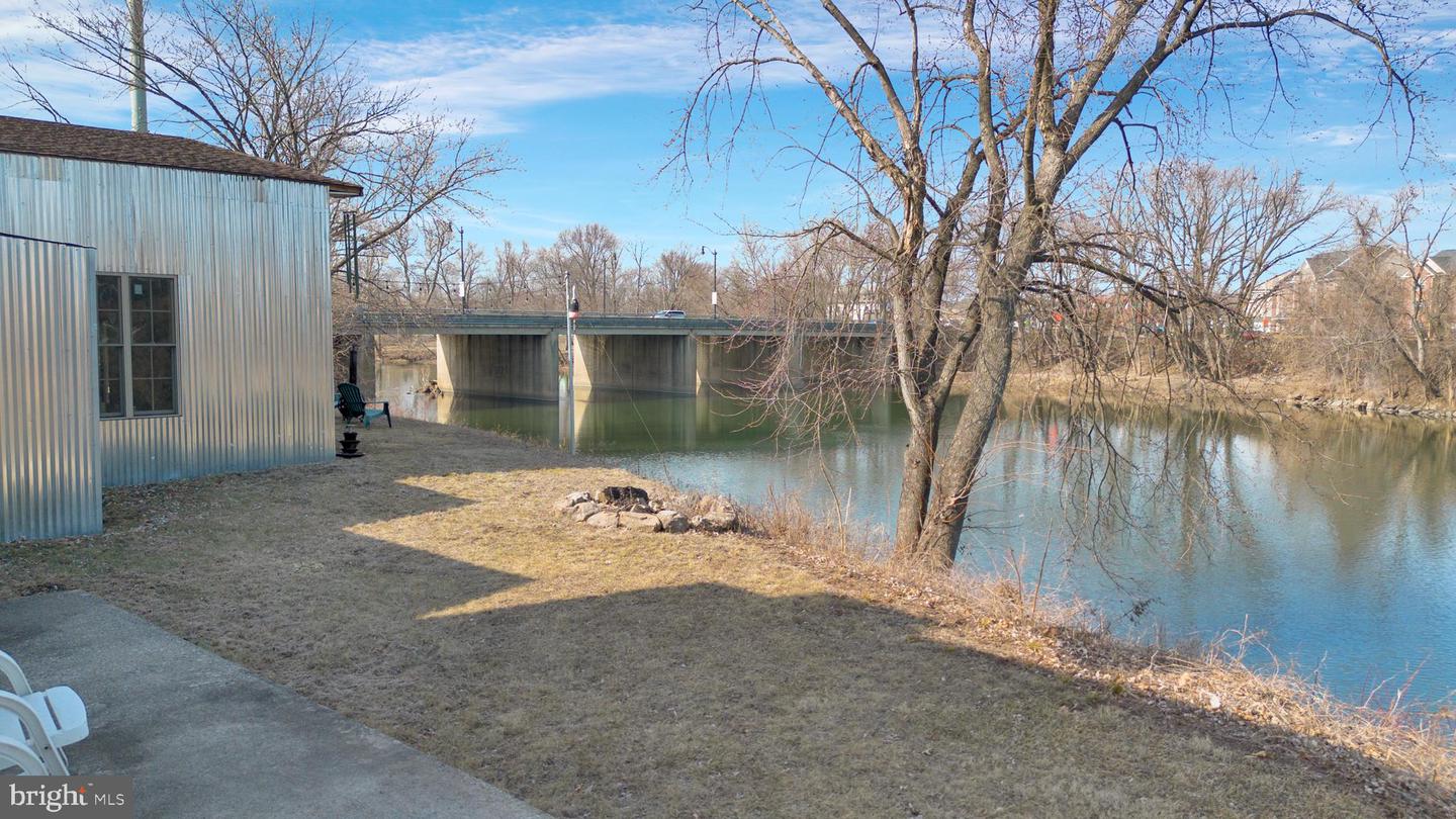 57-59 Schuylkill Property Photo 23
