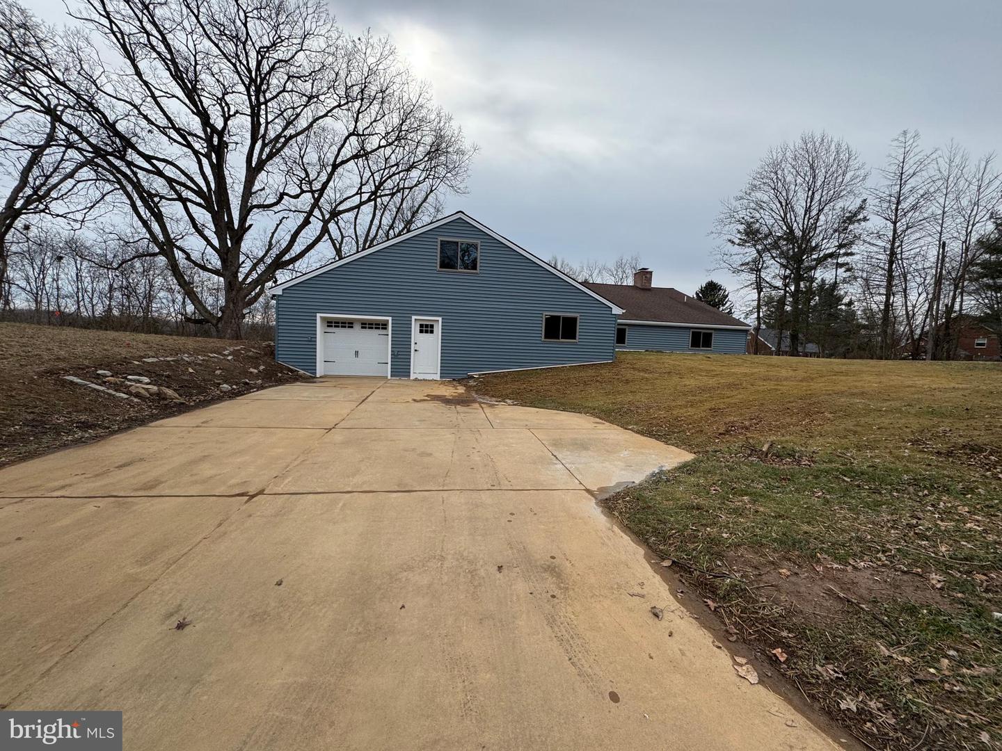 1054 Wawaset Rd Property Photo