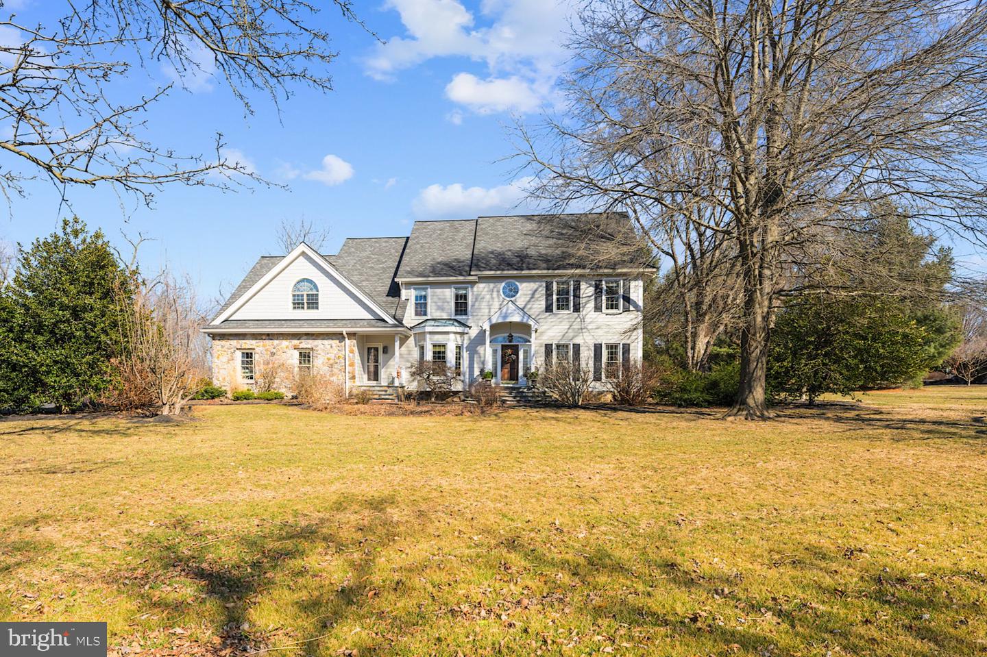 14 Middleton Ln Property Photo