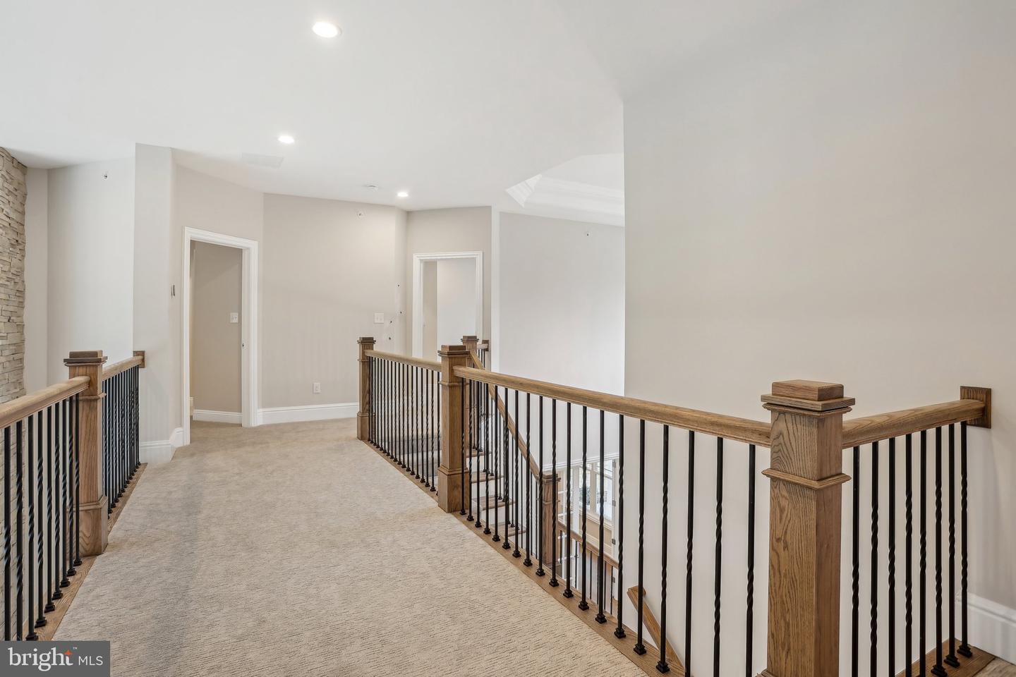 1432 Grove Ave Property Photo 48