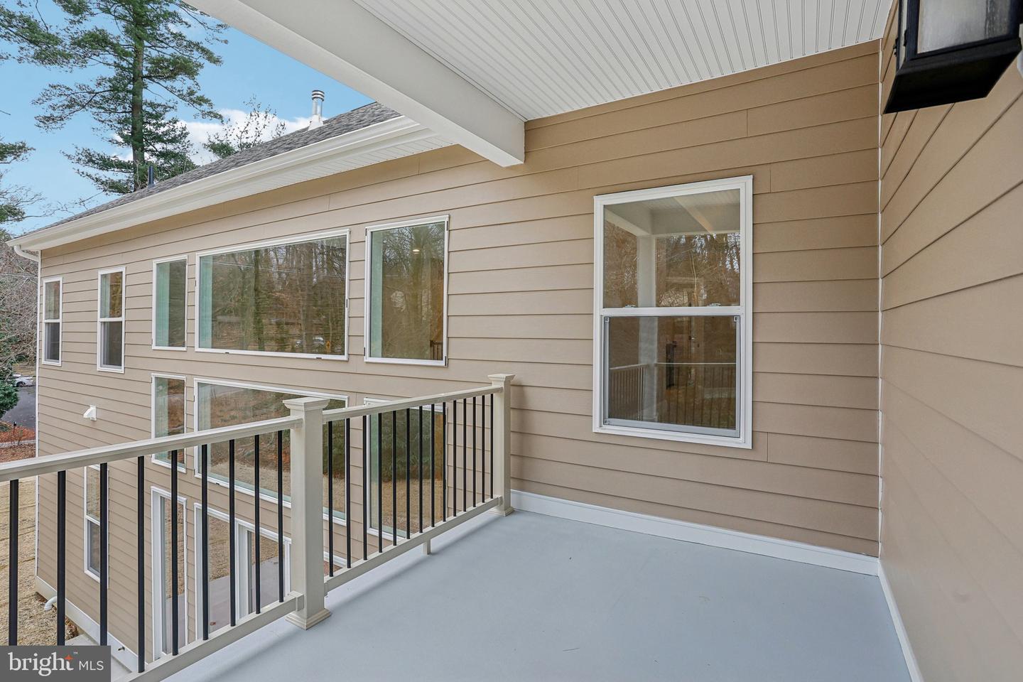 1432 Grove Ave Property Photo 66