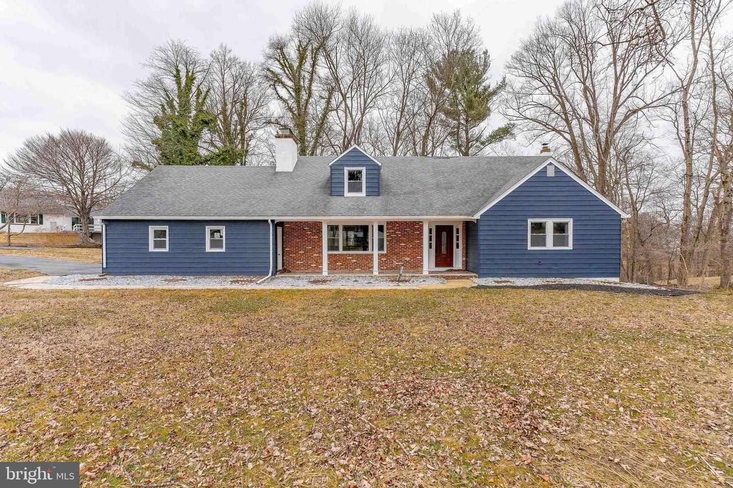 1225 Dogwood Dr Property Photo