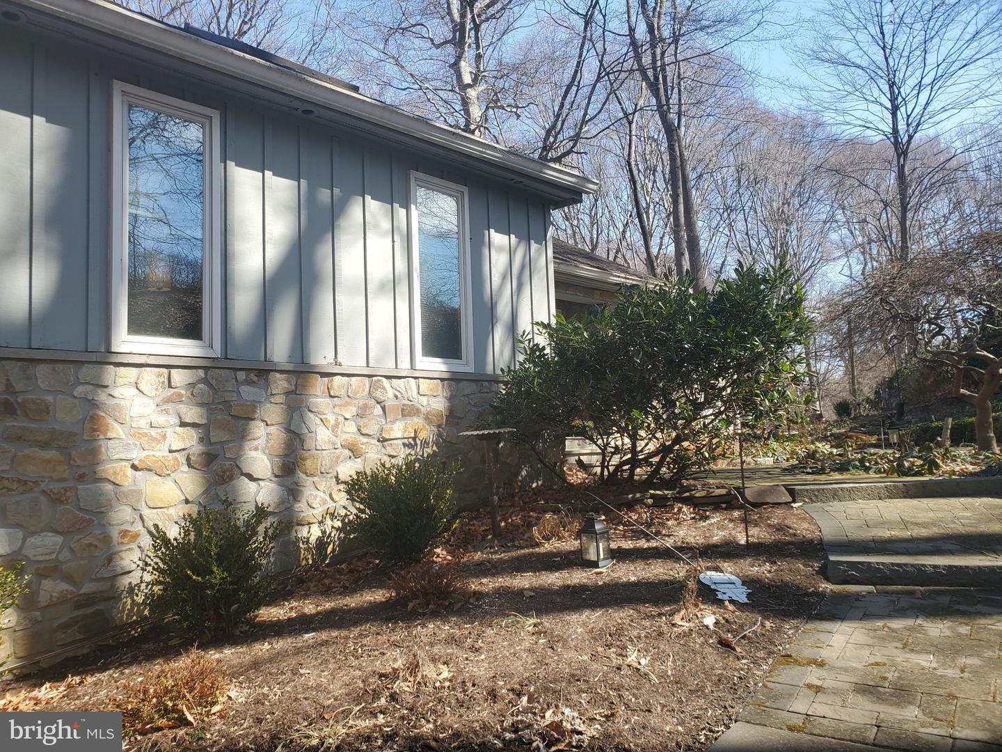 8 Briarwood Ct Property Photo