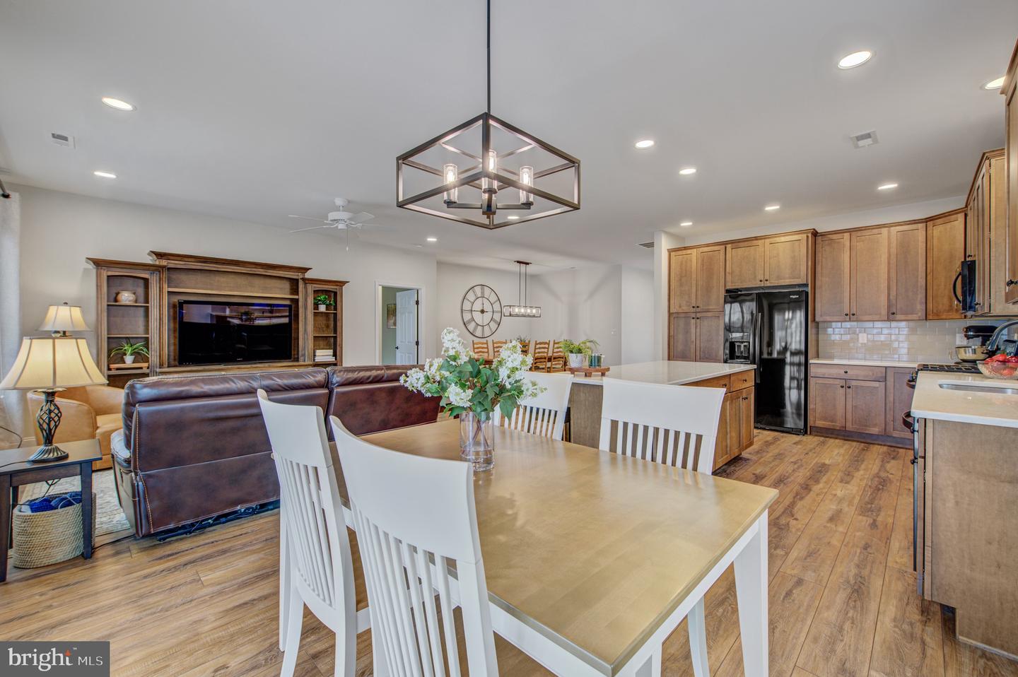 163 American Way Property Photo 9