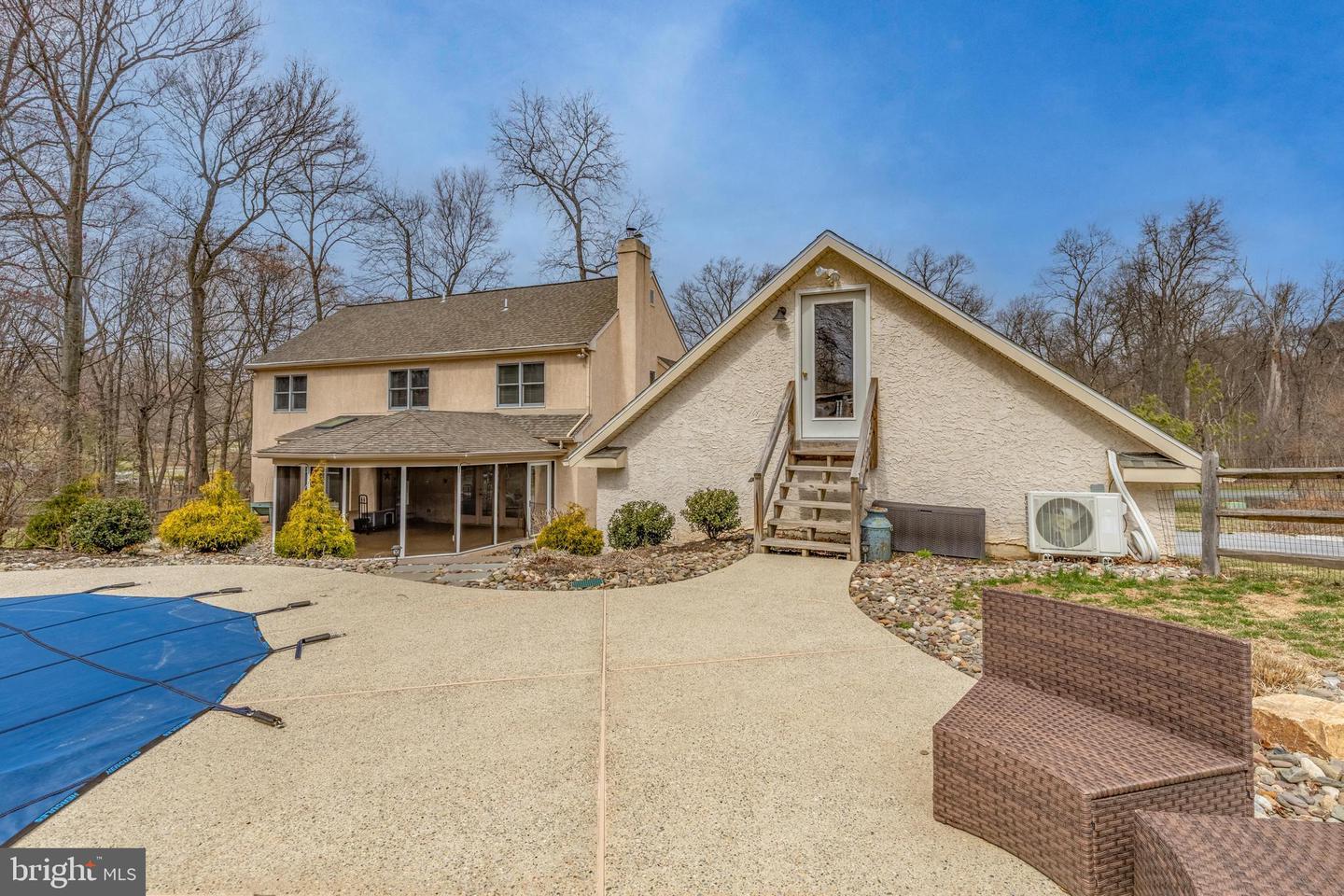 118 Barton Dr Property Photo 38