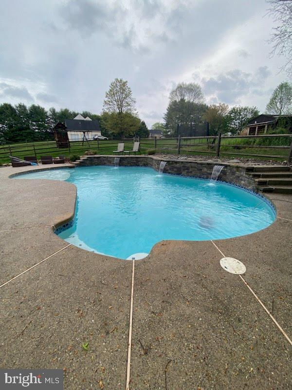 118 Barton Dr Property Photo 42