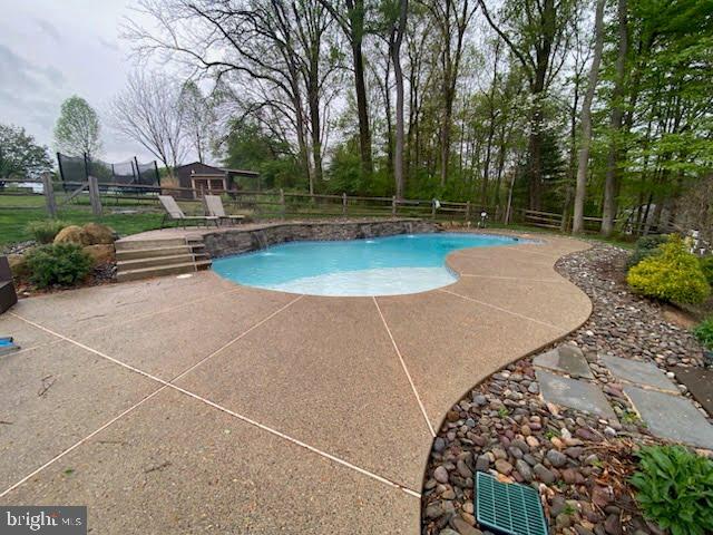 118 Barton Dr Property Photo 43