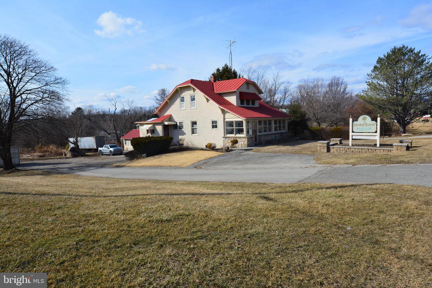 1017 Pottstown Pike Property Photo 7