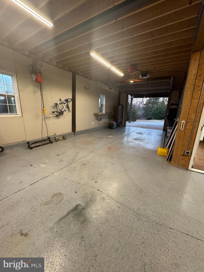 920 Horseshoe Pike Property Photo 17