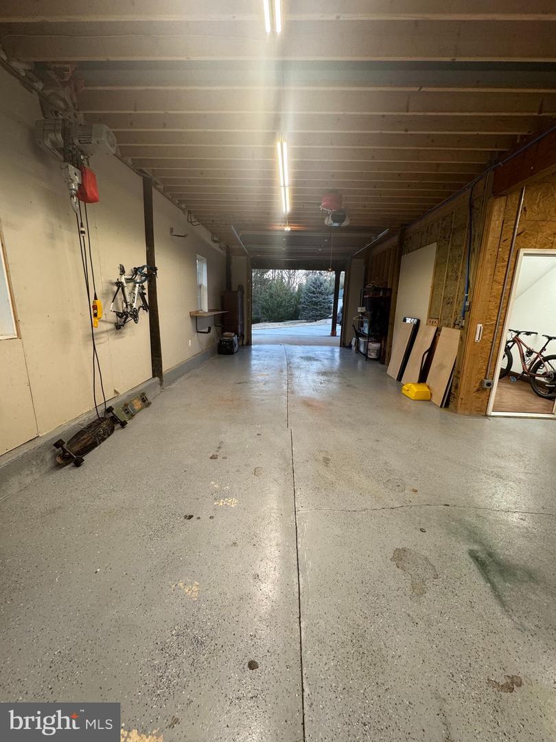 920 Horseshoe Pike Property Photo 18