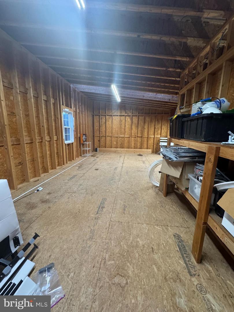 920 Horseshoe Pike Property Photo 33
