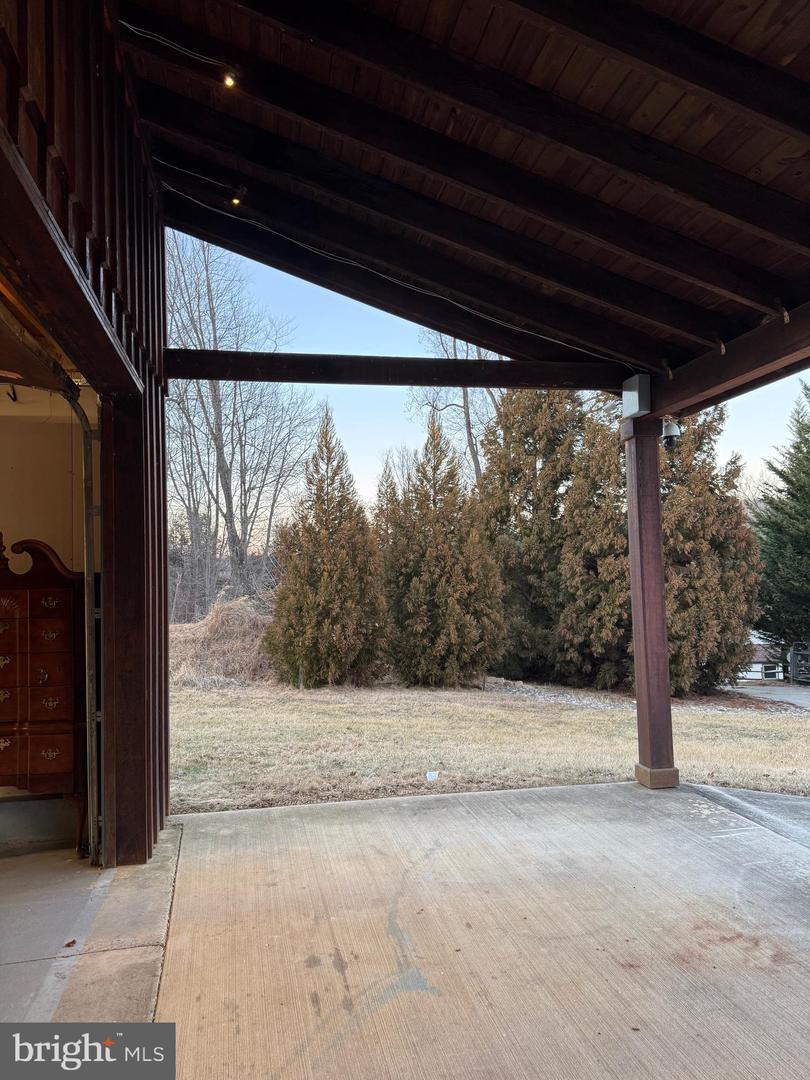 920 Horseshoe Pike Property Photo 37