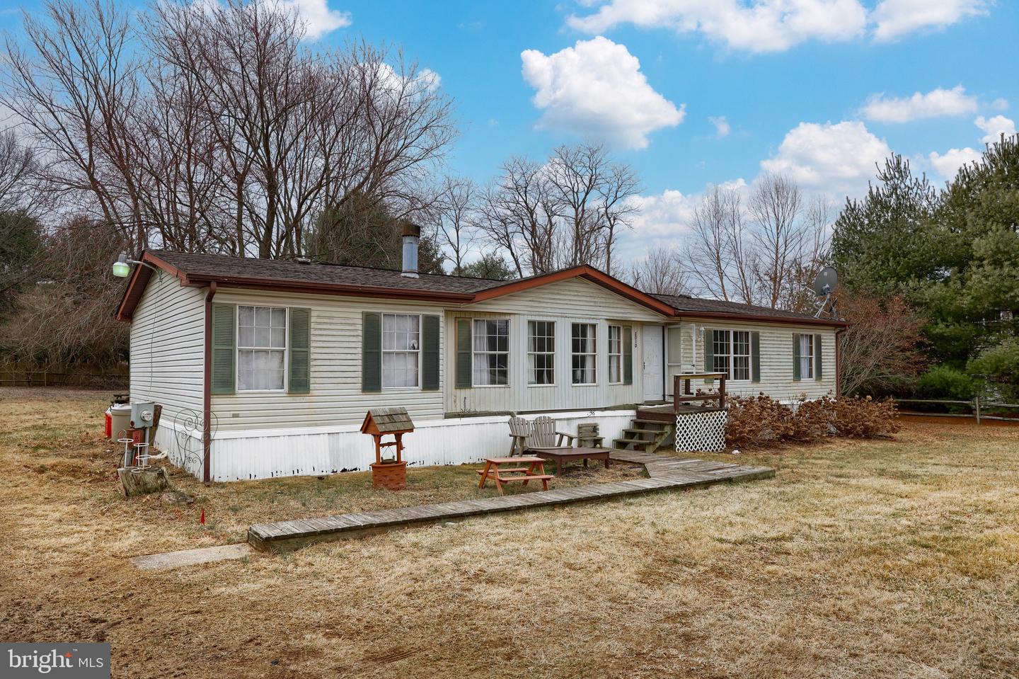 2010 Horseshoe Pike Property Photo 1