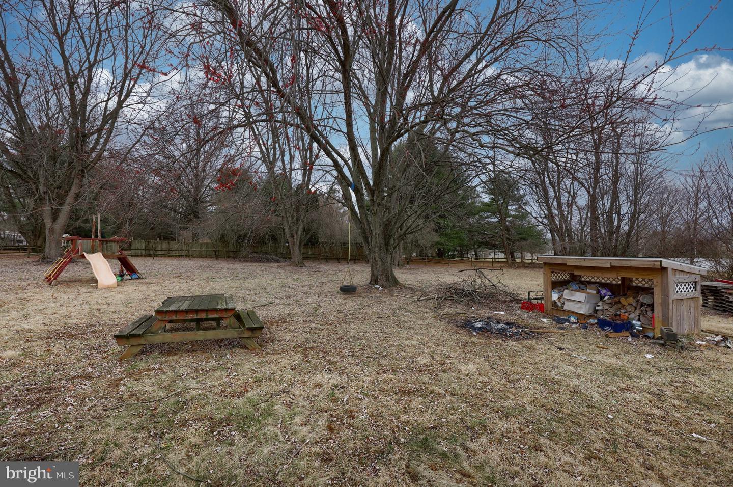 2010 Horseshoe Pike Property Photo 5