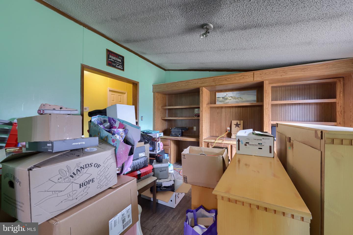 2010 Horseshoe Pike Property Photo 13