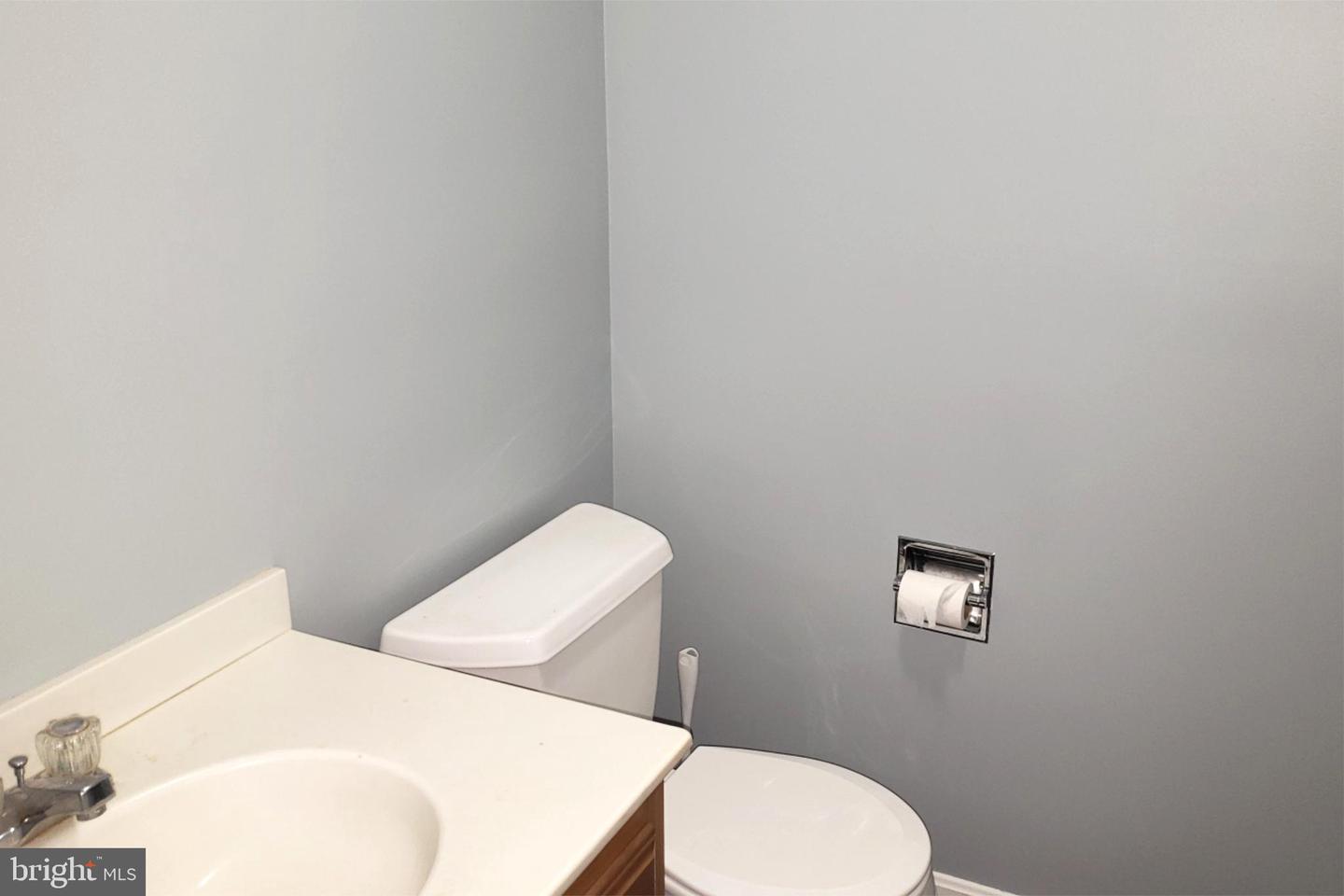 251 S 3rd St Property Photo 8