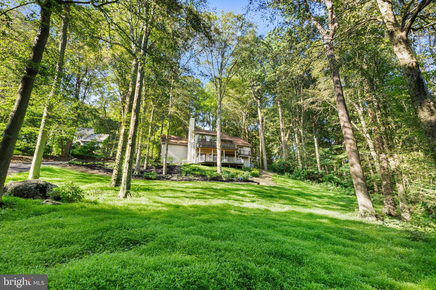 2 Briarwood Ct Property Photo 8