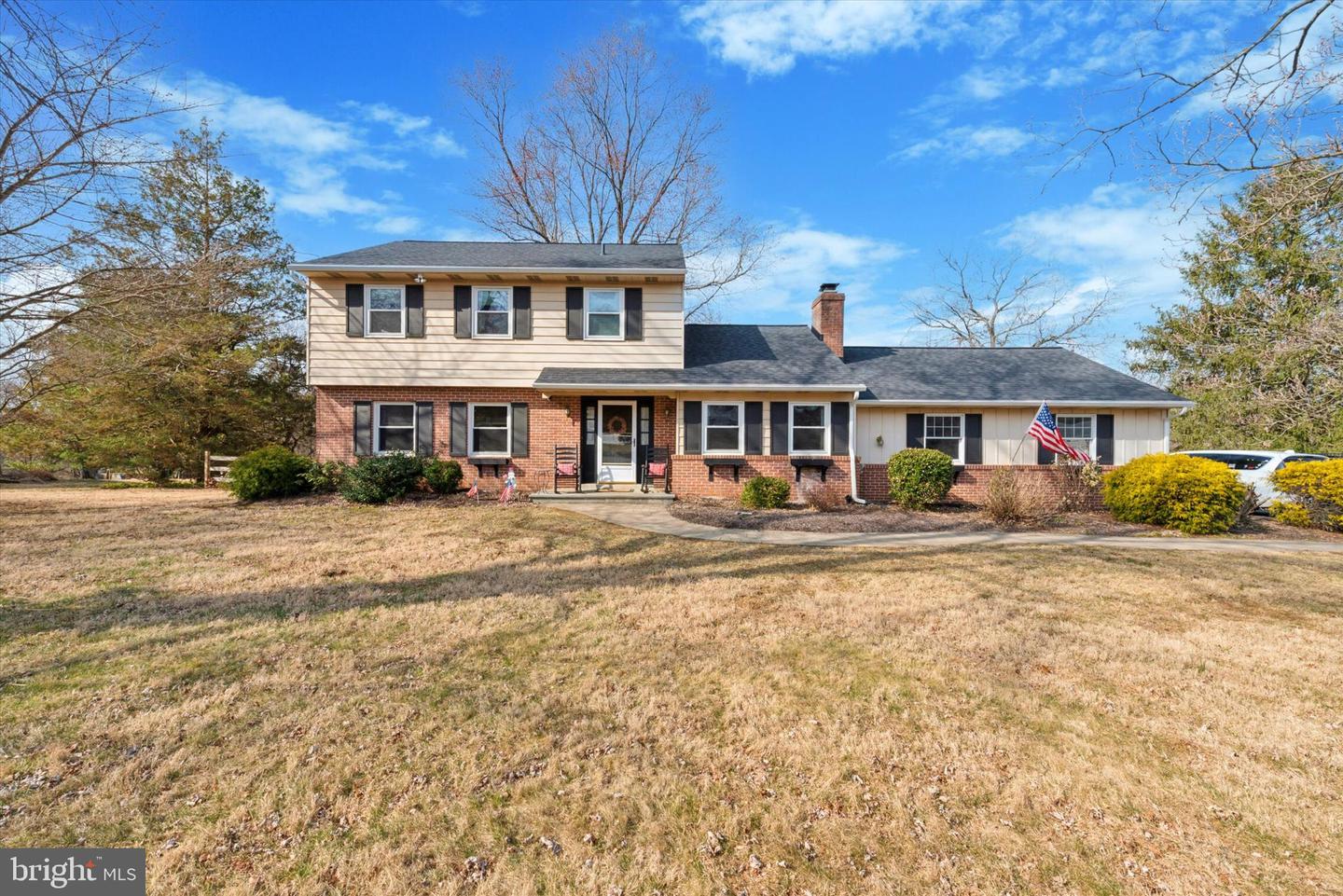 1440 Oakwood Rd Property Photo