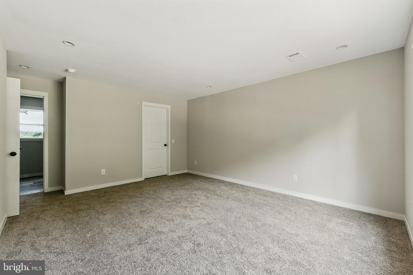 3709 Bungalow Glade Property Photo 35