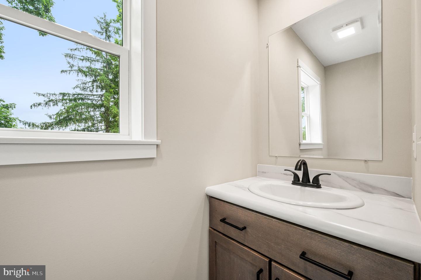 3709 Bungalow Glade Property Photo 41