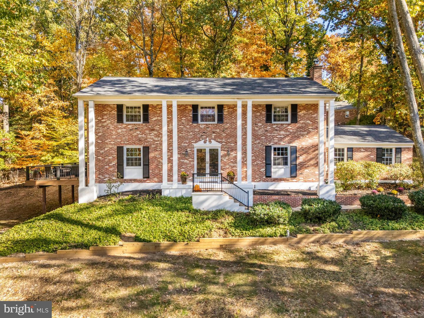 1580 Maple Ave Property Photo