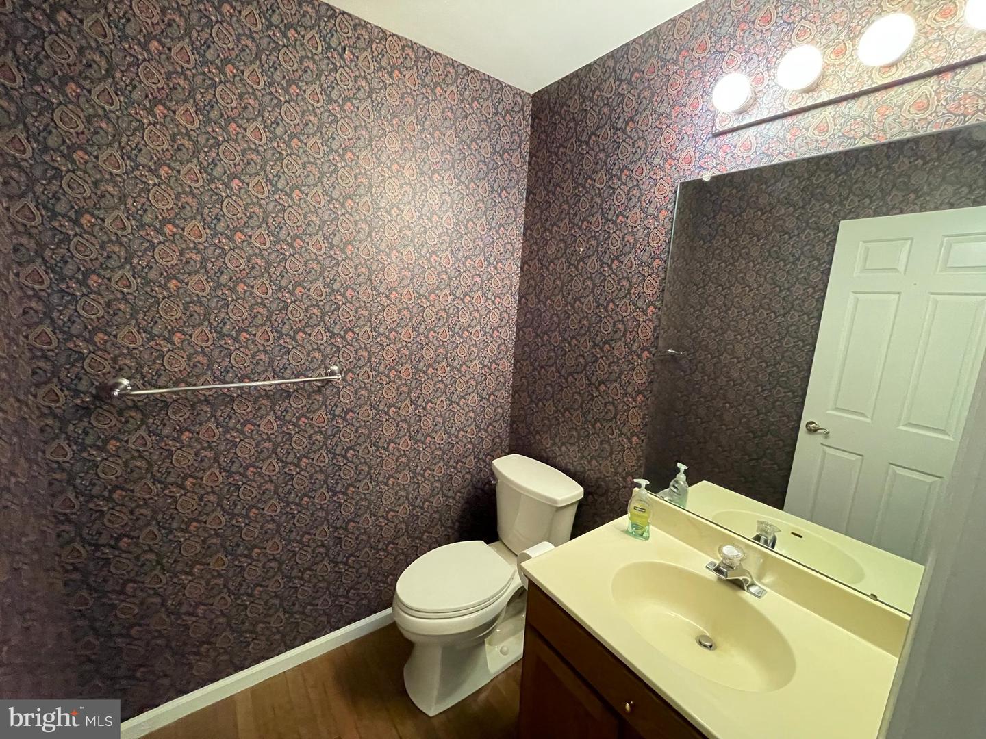 132 N Village Ln Property Photo 13