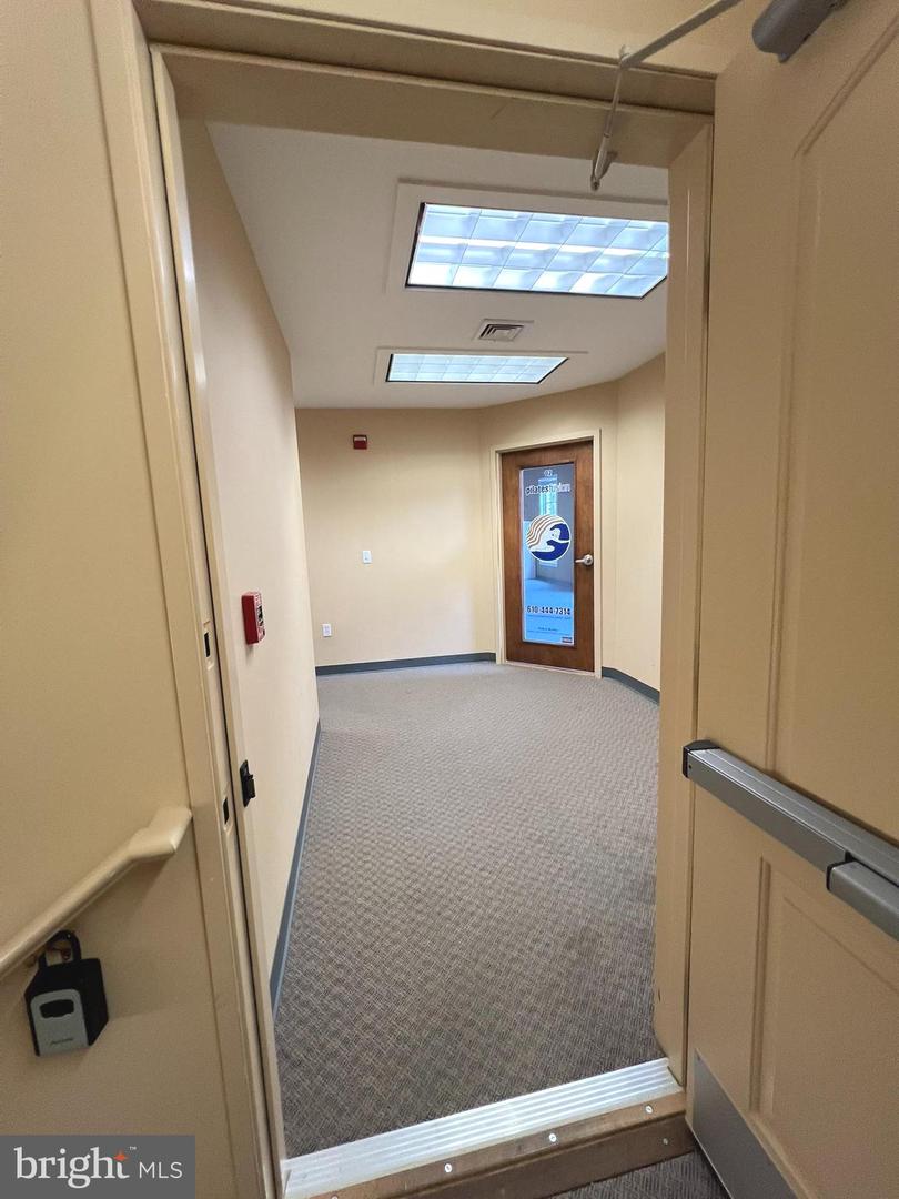 127 W Street Rd #b2 Property Photo 19