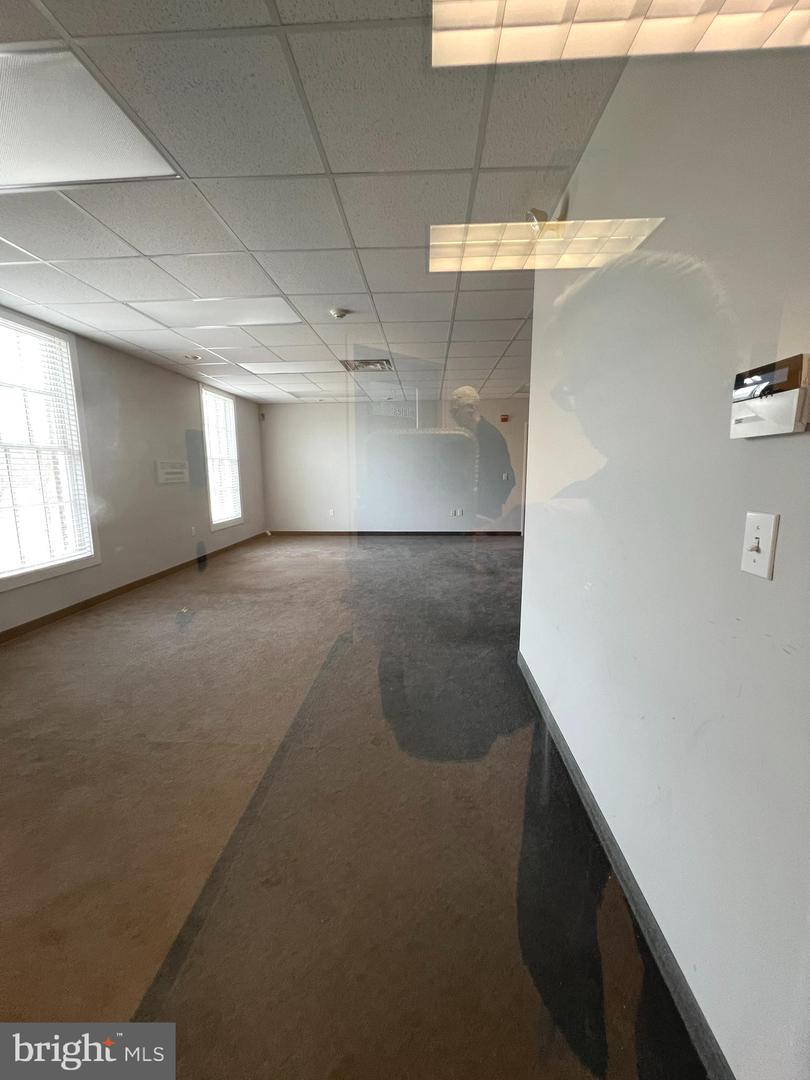 127 W Street Rd #b2 Property Photo 21