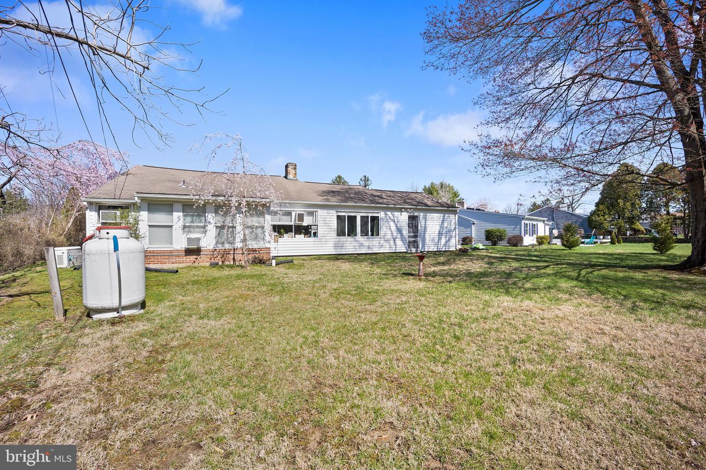 506 Brookview Rd Property Photo 5