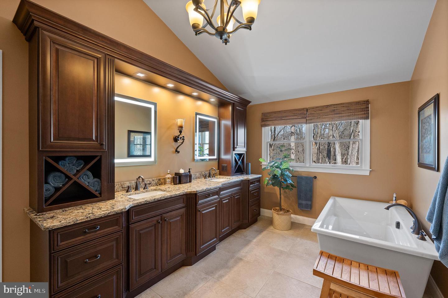 1824 Masters Way Property Photo 38