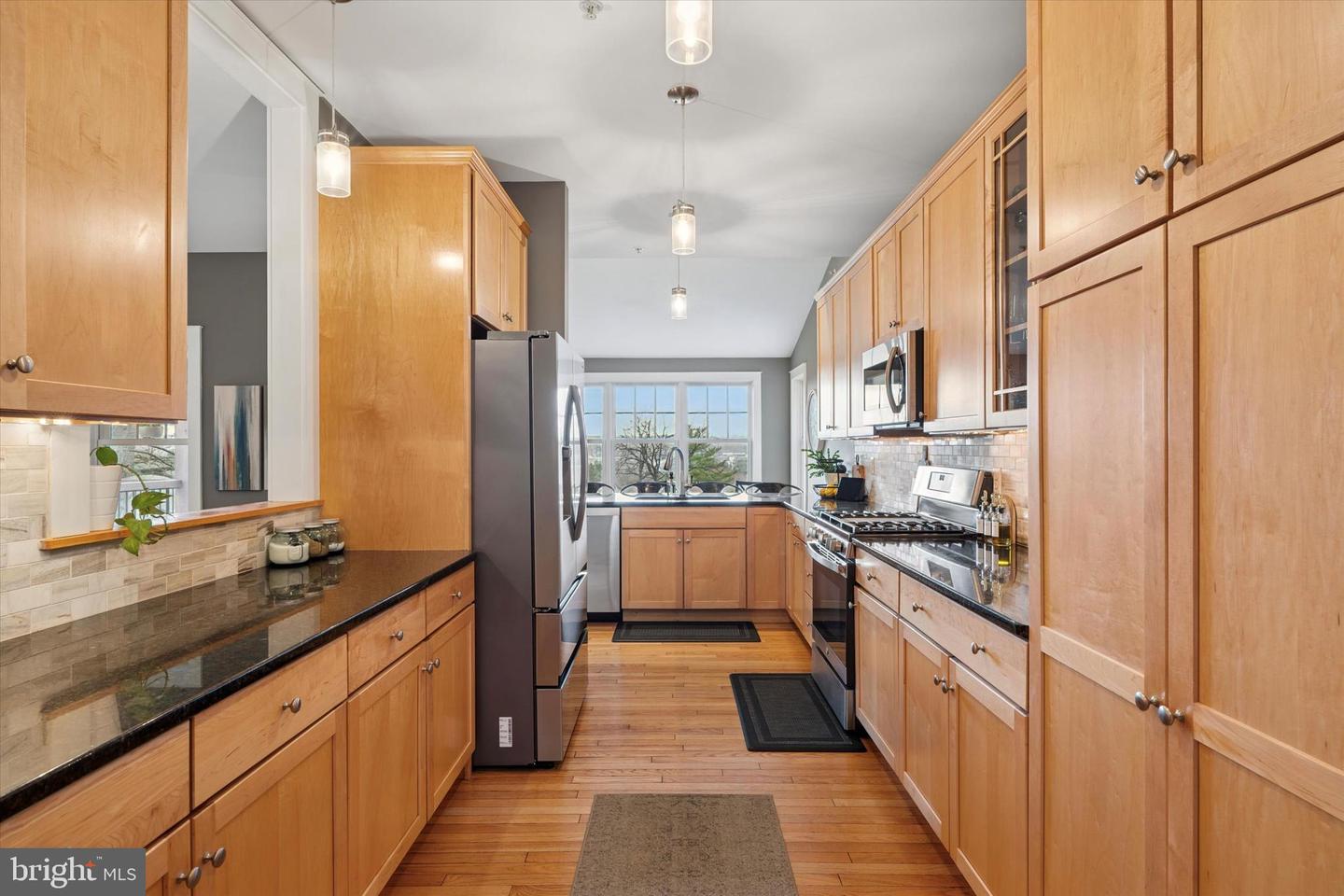 105 Shoen Rd Property Photo 4