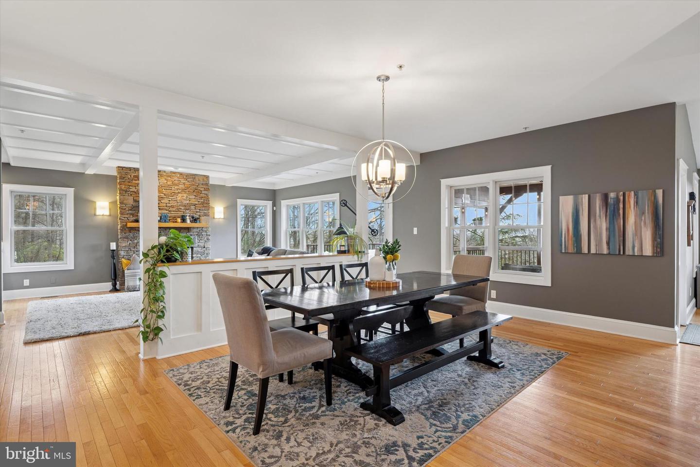 105 Shoen Rd Property Photo 7