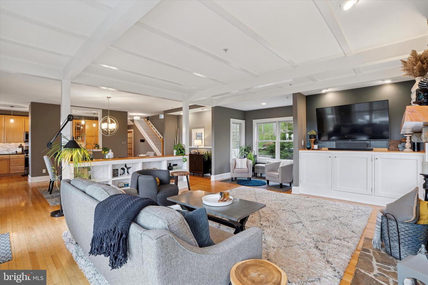 105 Shoen Rd Property Photo 10