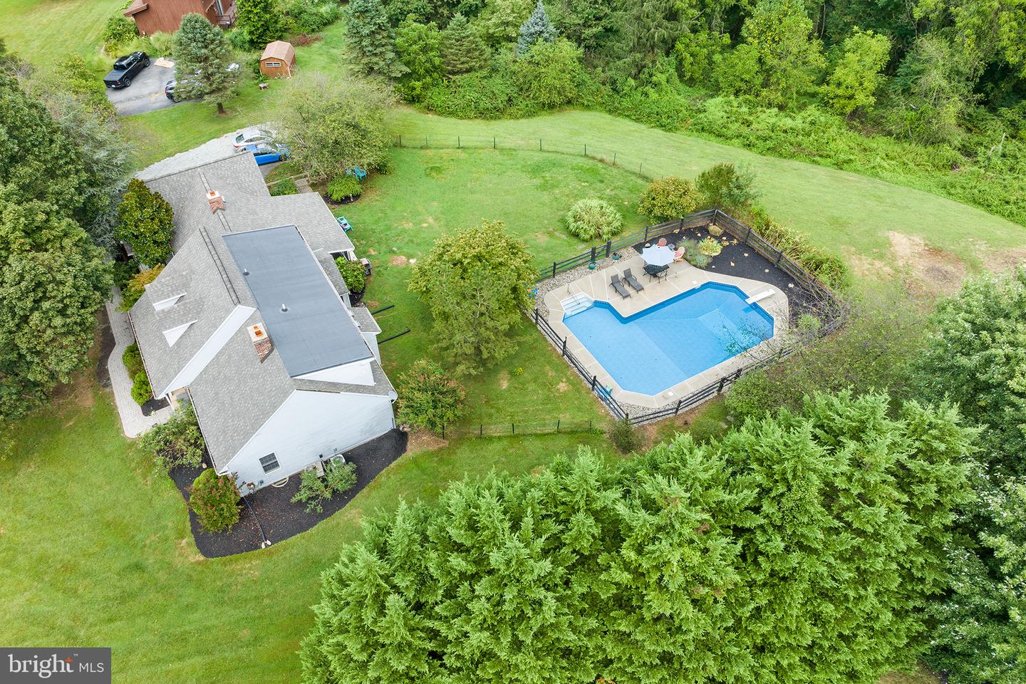 1231 State Rd Property Photo 1