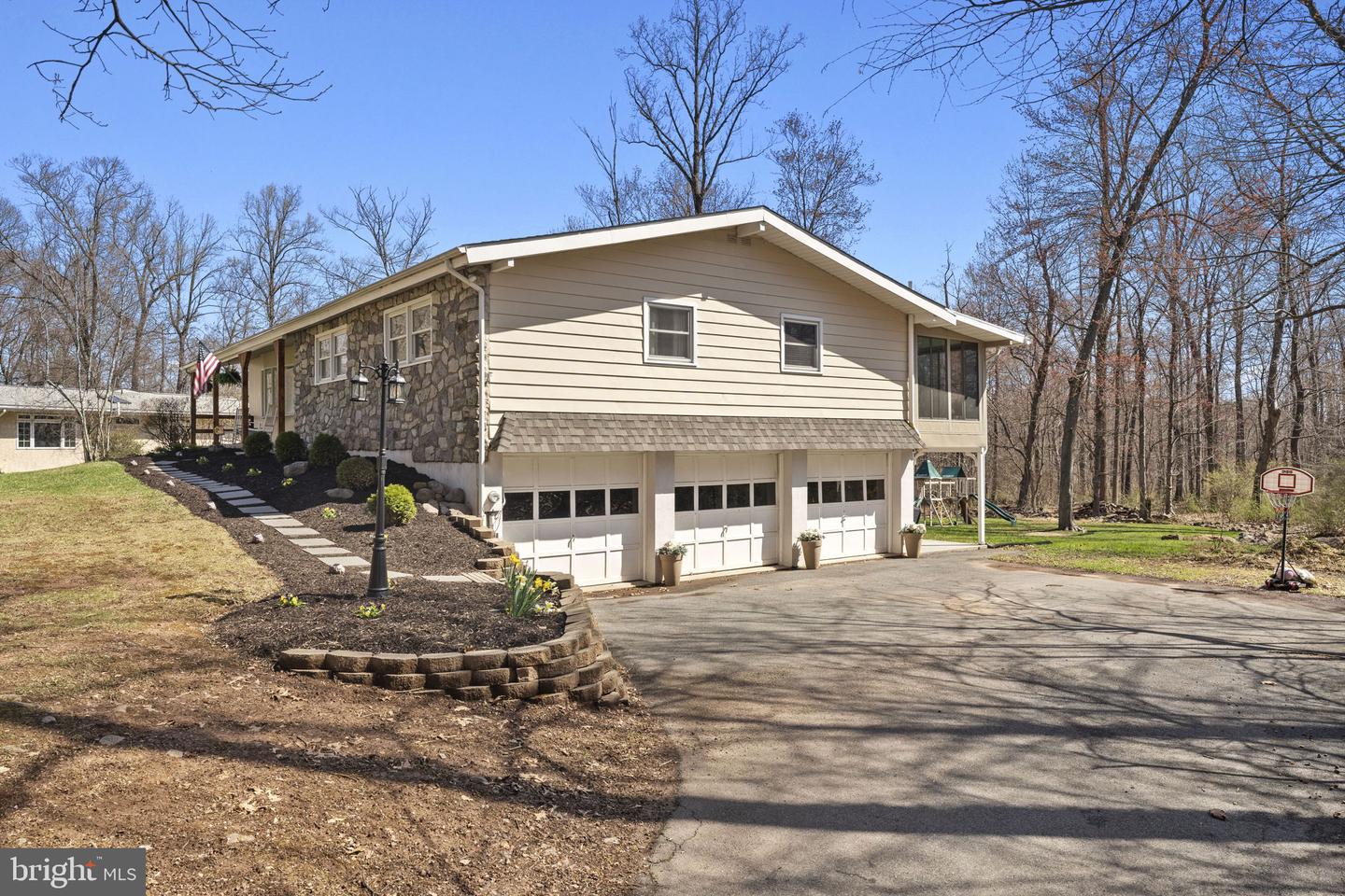 2468 Saint Peters Rd Property Photo 6